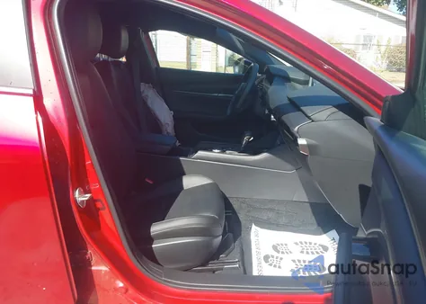 2025 Mazda Mazda3 2.5 S Select Sport z USA, uszkodzony, nr VIN JM1BPAKM1S1775575